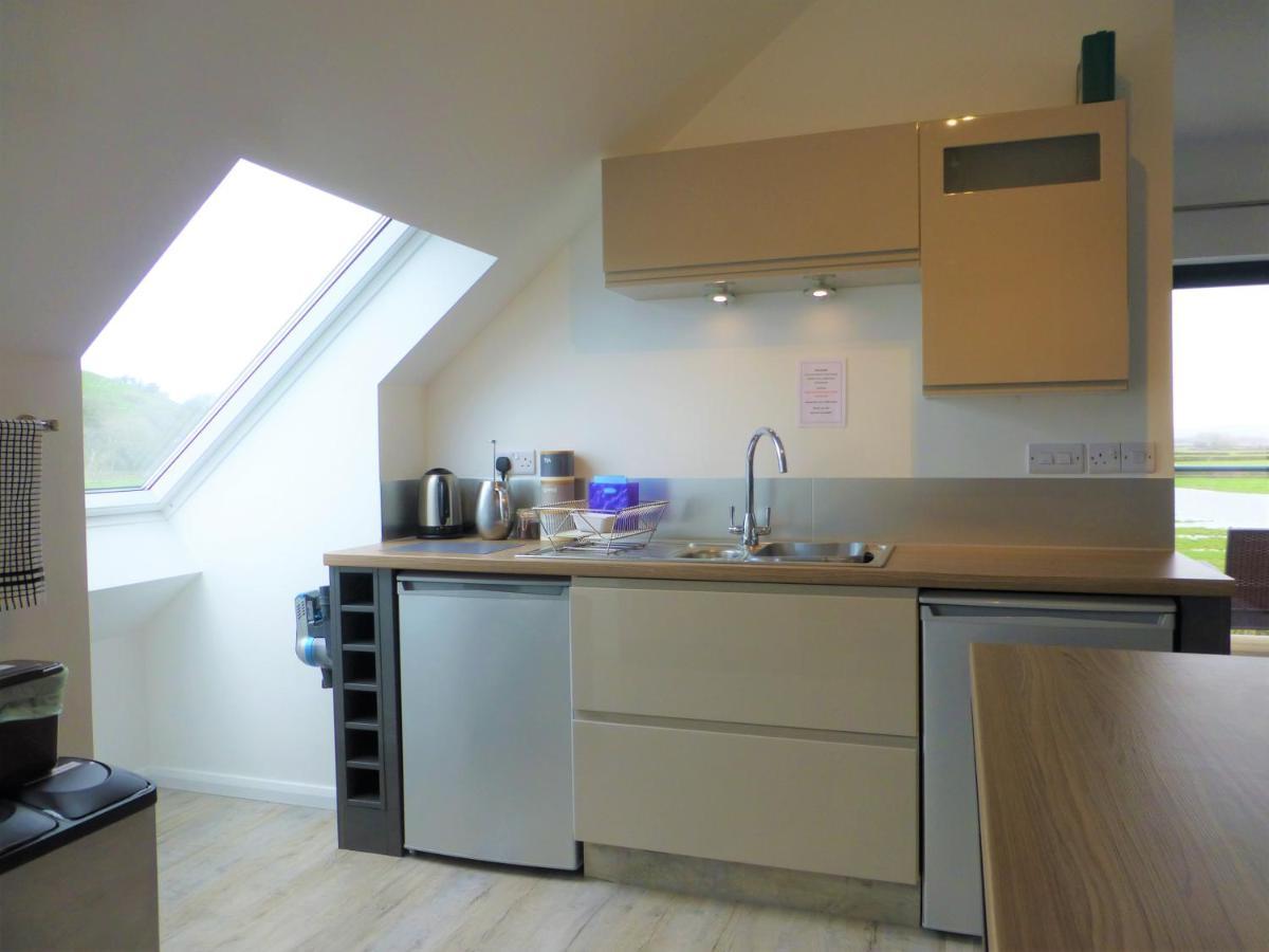 Gerycastell Luxury Holiday Apartment With Stunning Views & Ev Station Point Carmarthen Exteriér fotografie
