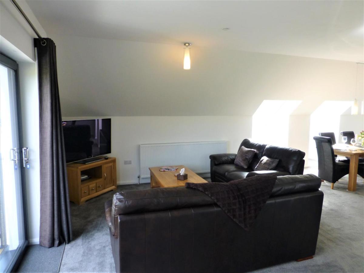 Gerycastell Luxury Holiday Apartment With Stunning Views & Ev Station Point Carmarthen Exteriér fotografie